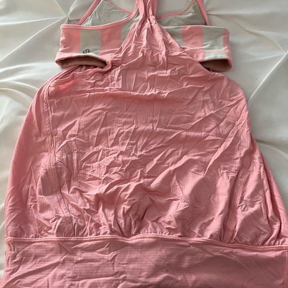 Lululemon pink tank size 6 - Picture 3 of 3